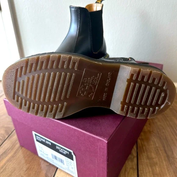 Made in England Vintage Dr Martens Chelsea Boot 2976 - Picture 4 of 5